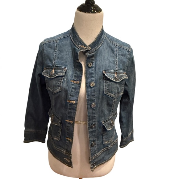Gloria Vanderbilt Jackets & Blazers - Gloria Vanderbilt Jean Jacket, Denim, Blue, Pockets, Button Down~Medium Petite